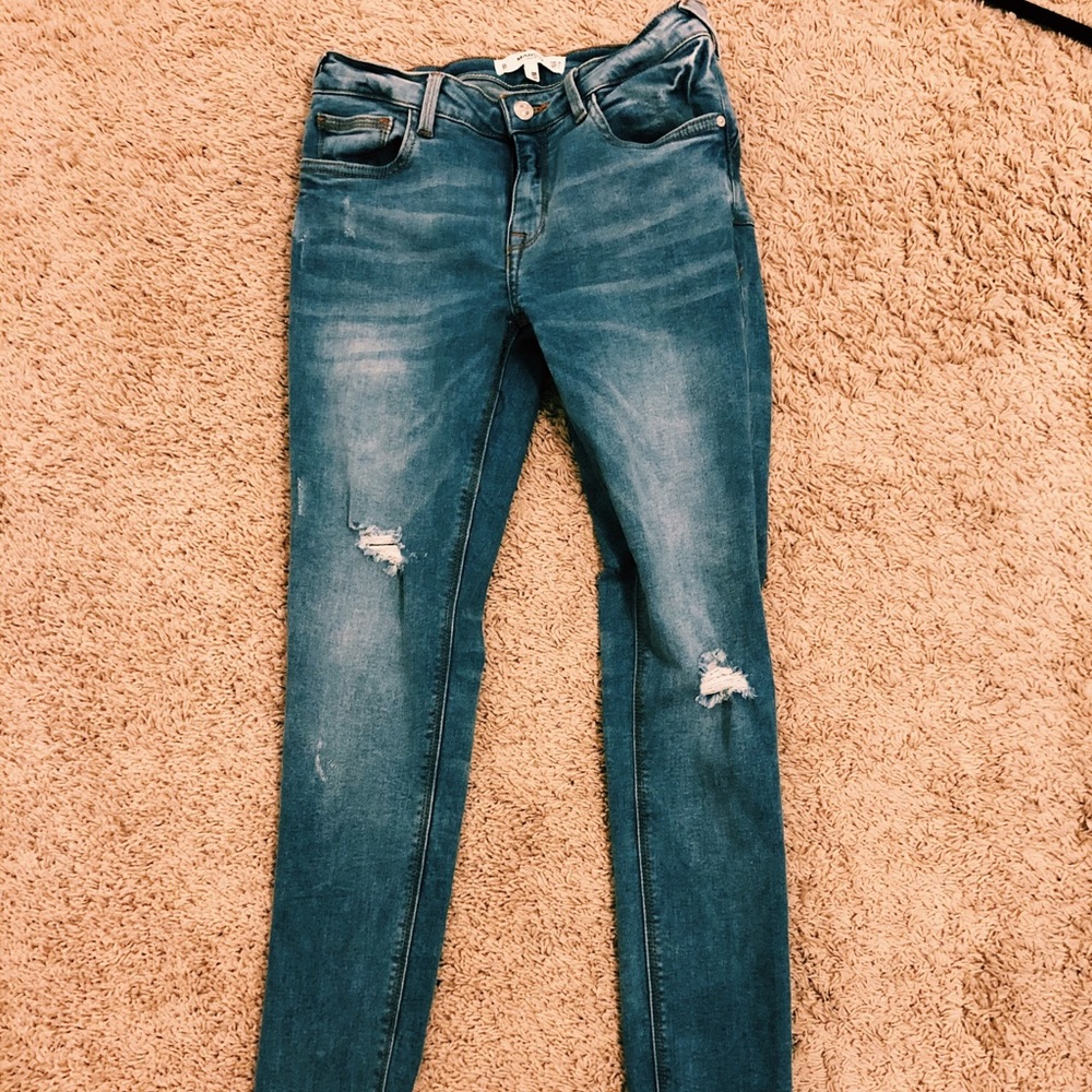 Jeans - Picture 2 of 3